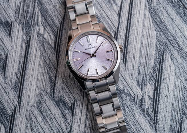 ⌚ Women's Watches